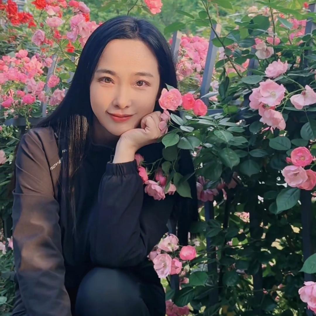 在娜李