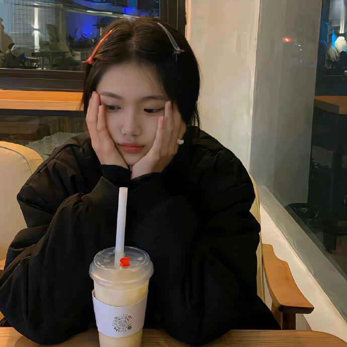 @伊伊