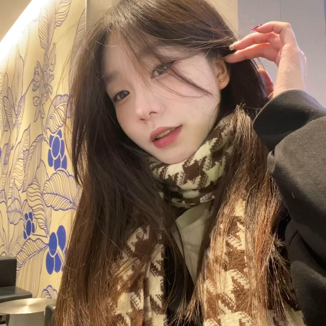 小七七