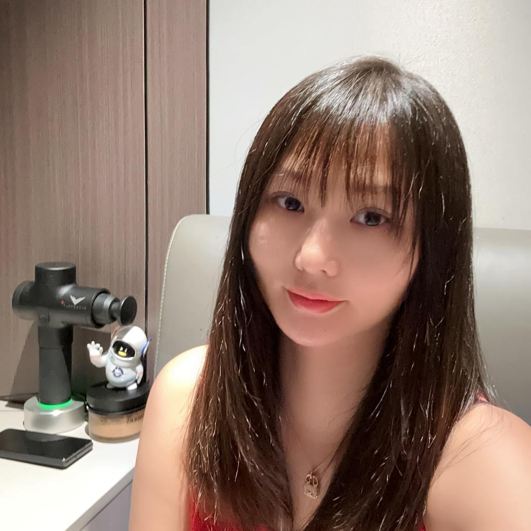 波波美甲海岸城店