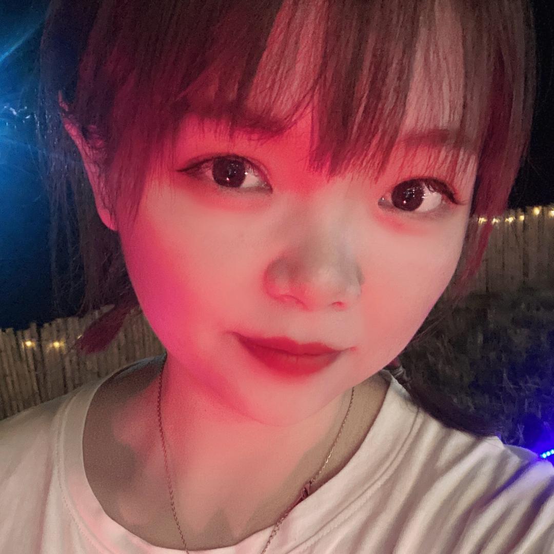 刘宝儿🎀