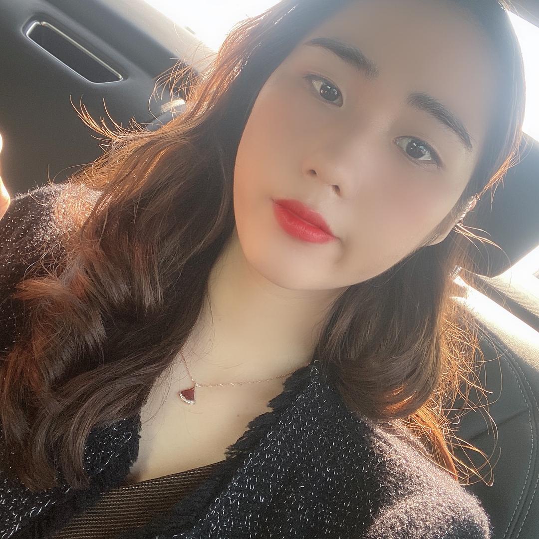 瘦瘦家睡衣橱窗