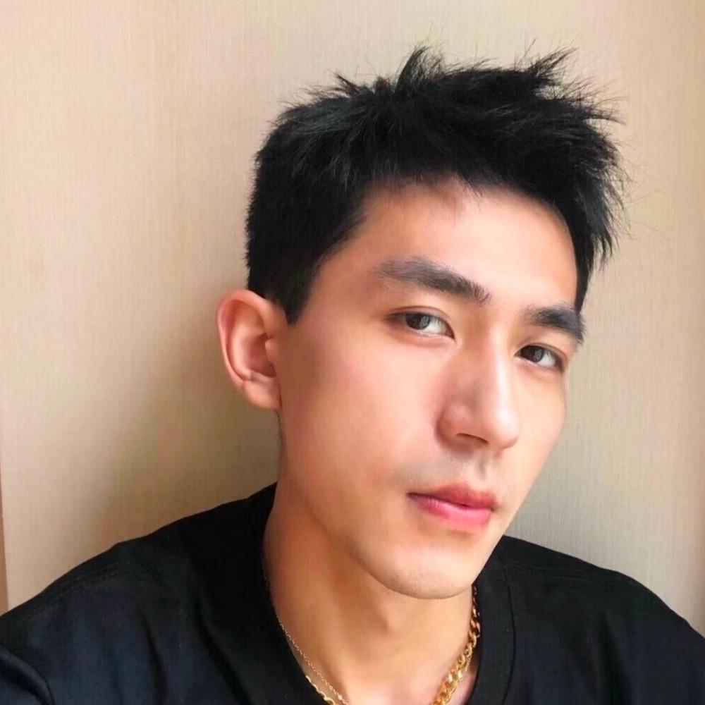 帅巳前任三条街