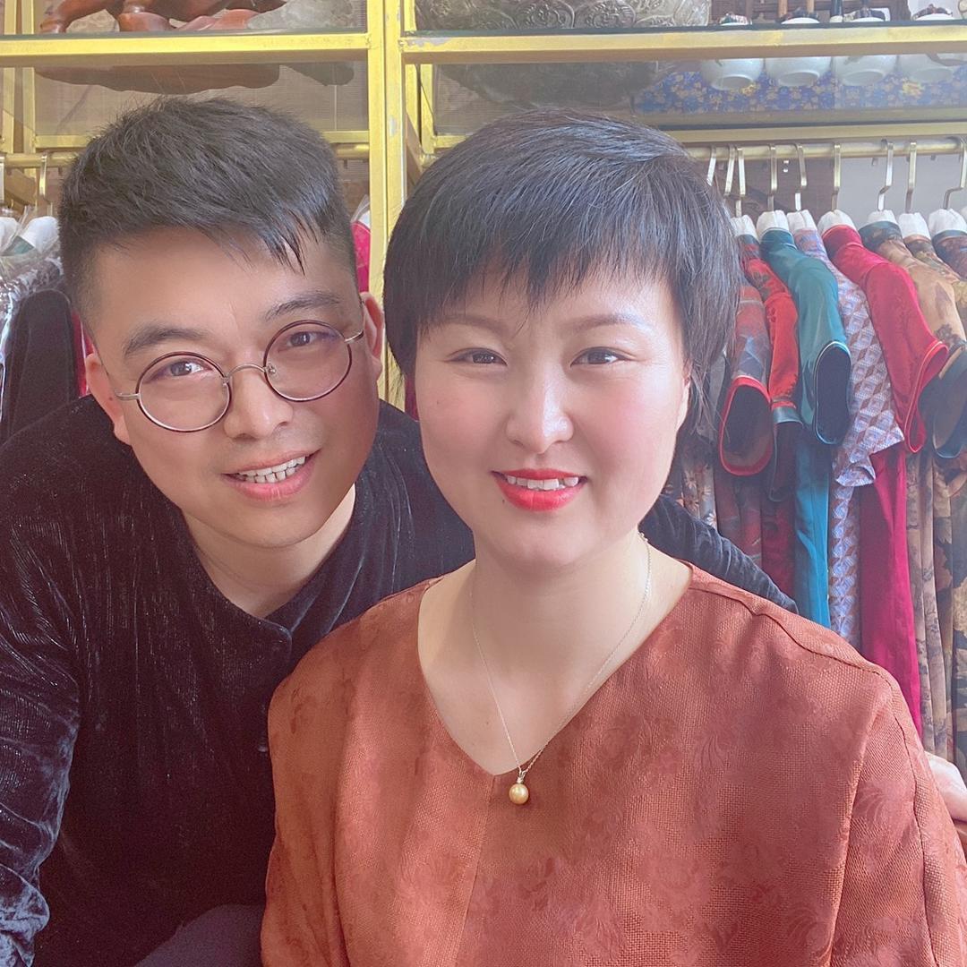 凰羲丝绸私人订制洪伍店