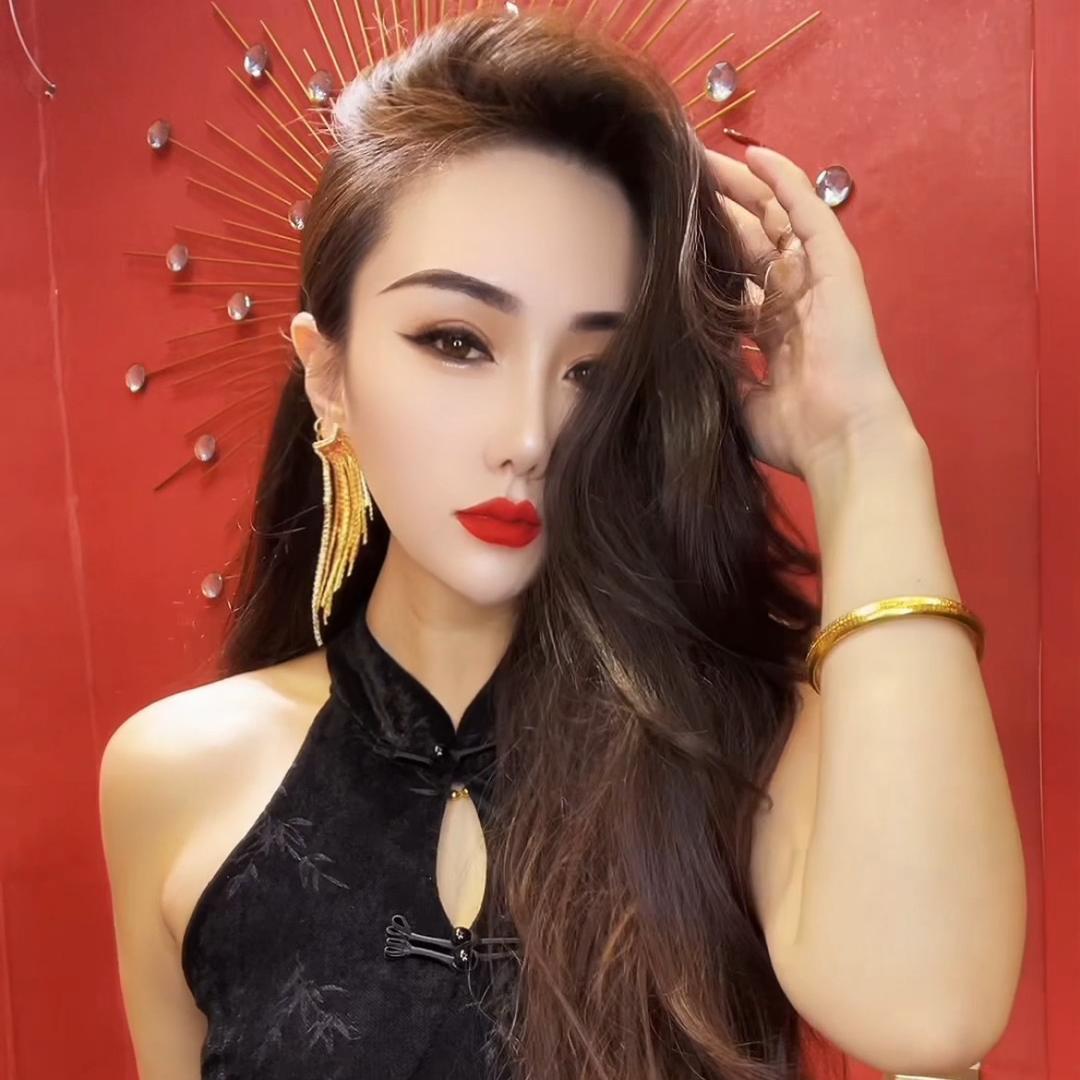 婉姐小女人女装店
