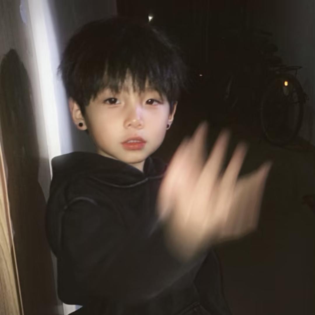 依旧有