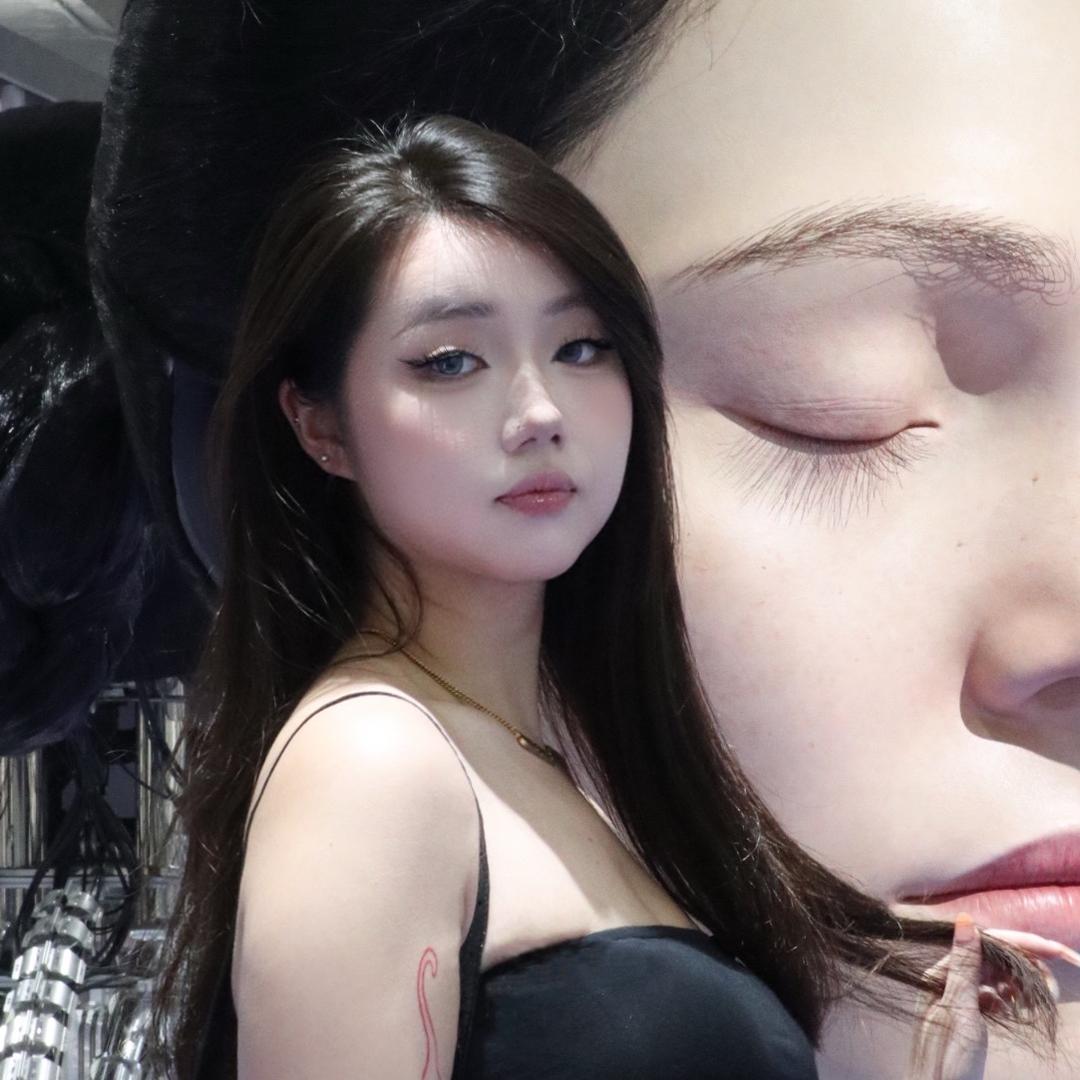 海兰只吃小鱼干