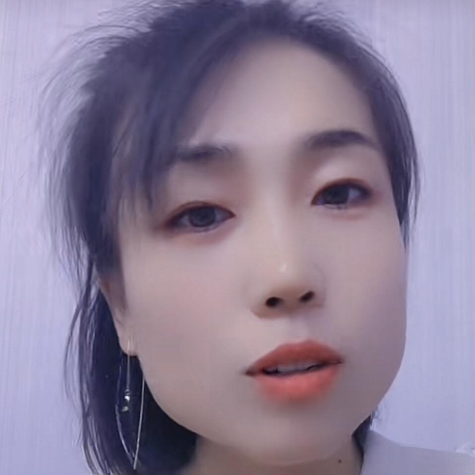 彬州童装    小草娃