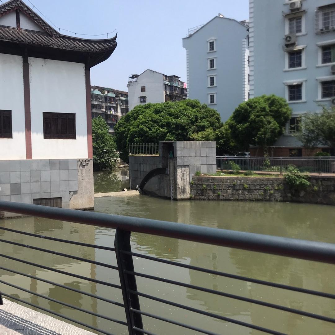 往事不再留恋