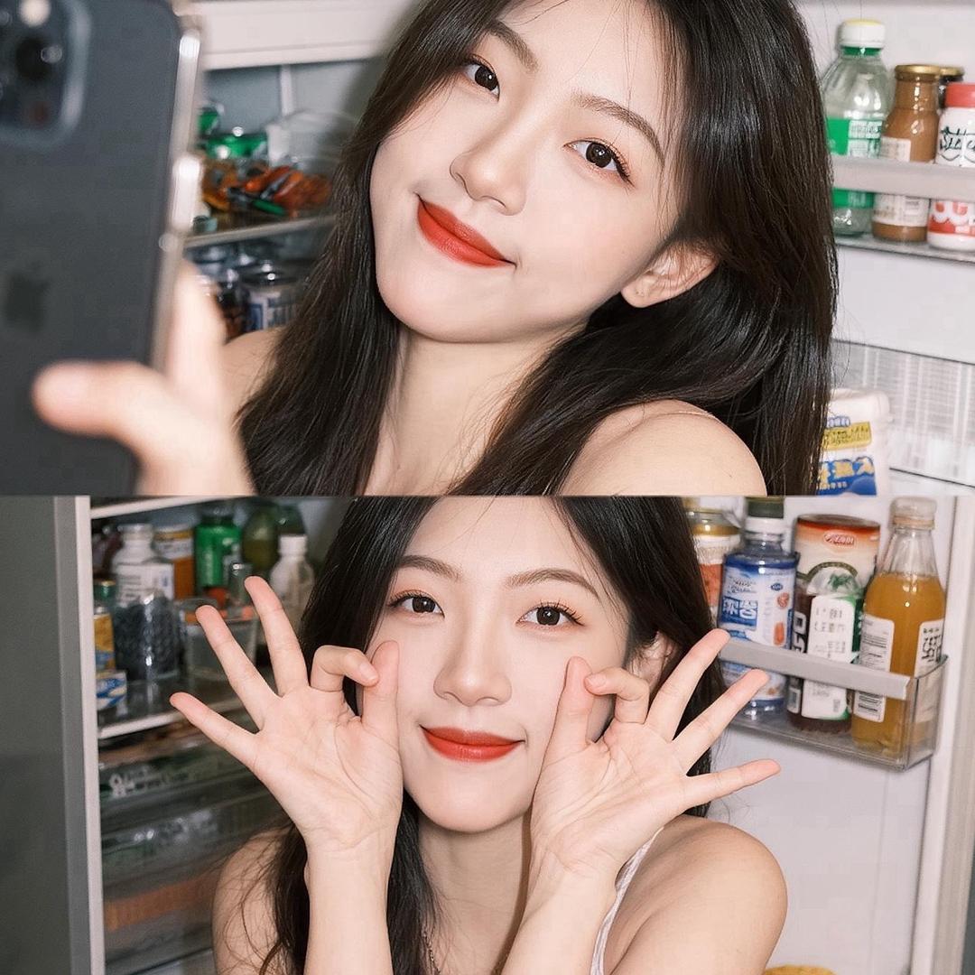 踢不好球的小童