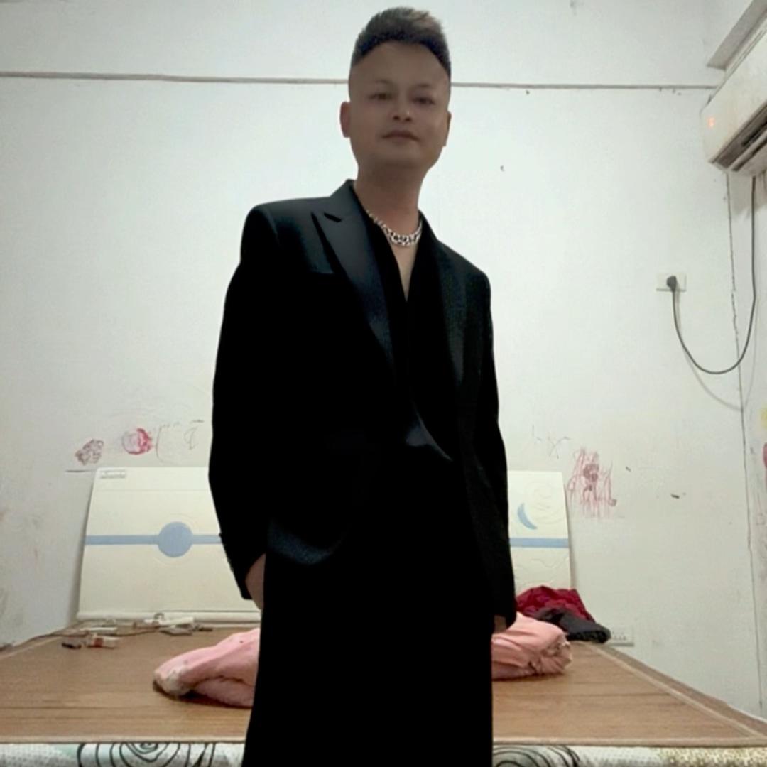 晓龙（单亲爸爸）
