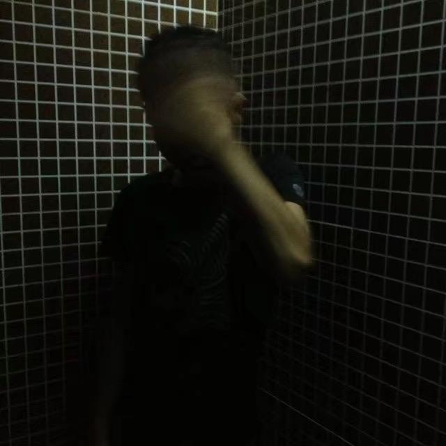 $脉明$