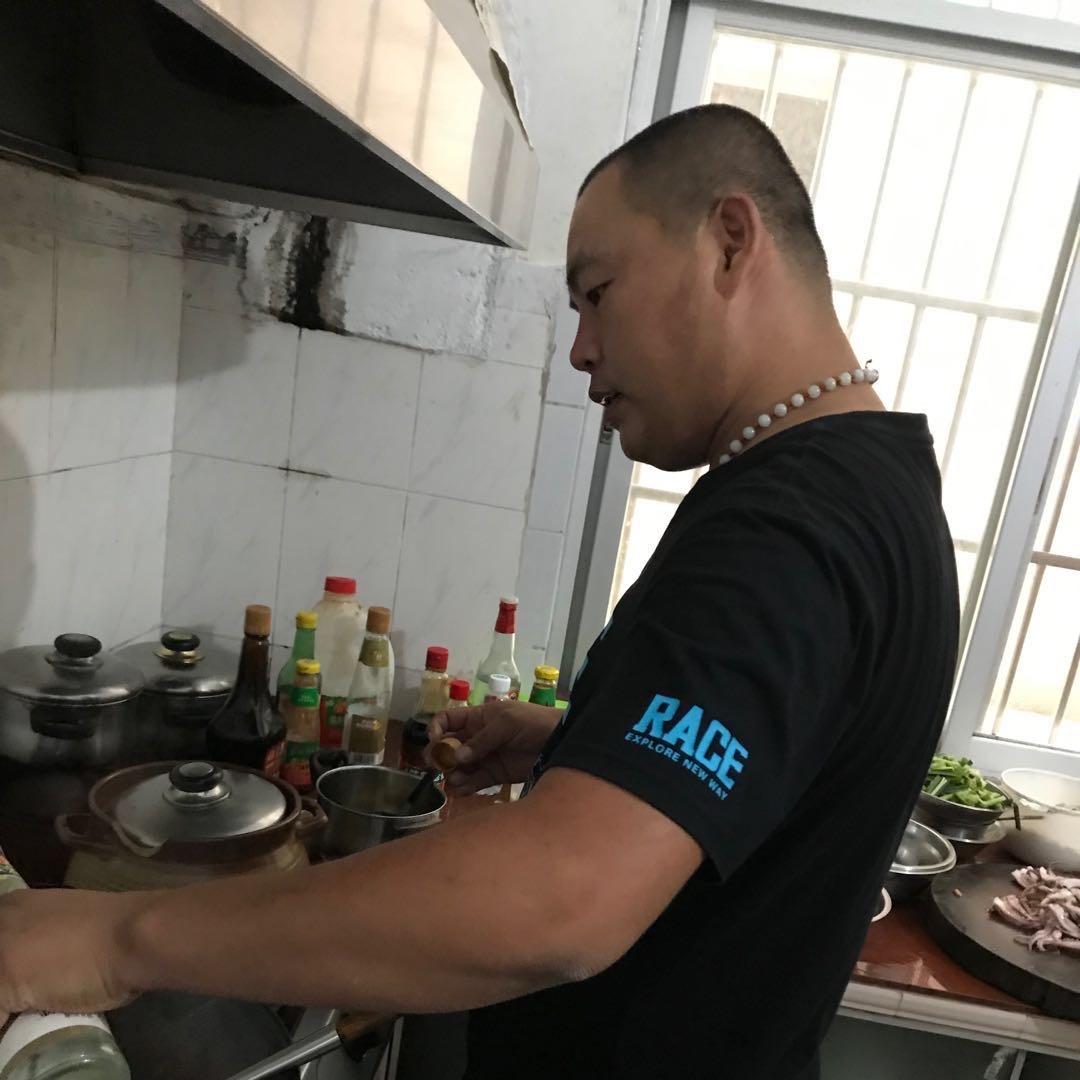 黄老六