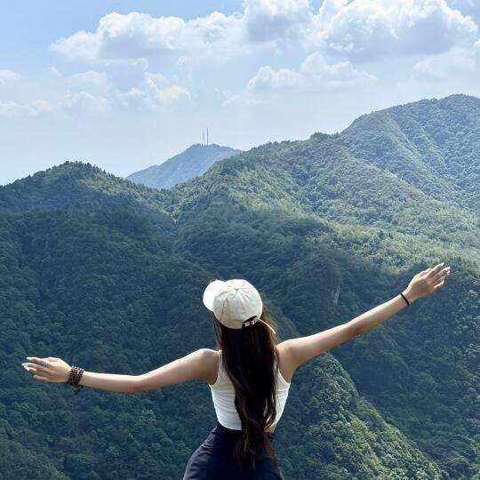 丹普森专业户外鞋