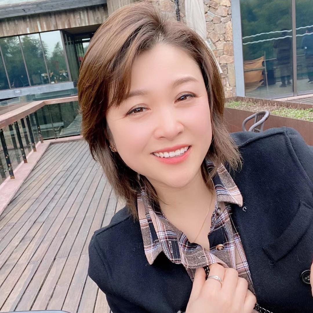 李香香Any
