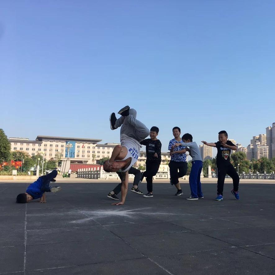 熊帅锅🚩流动烤全羊🚩乌拉