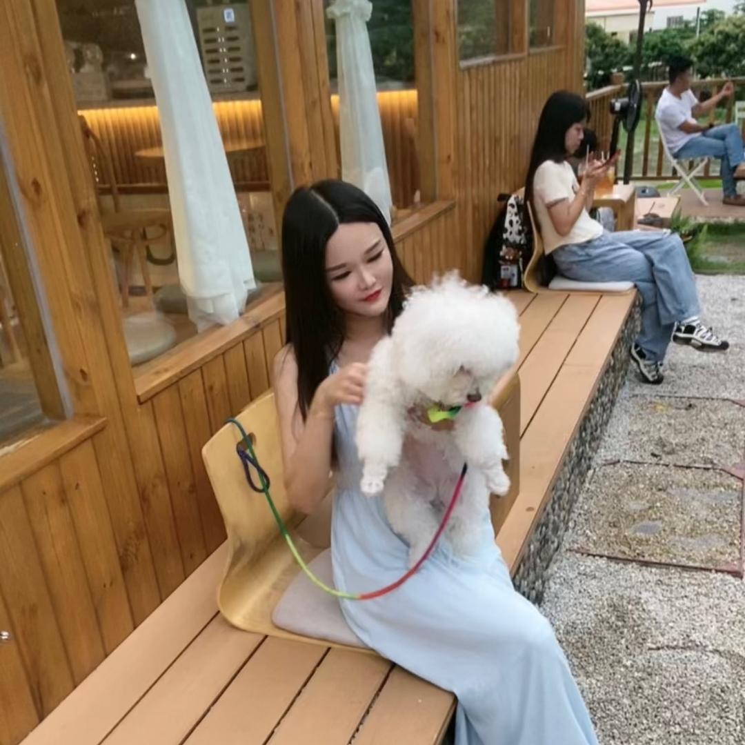 小猪又饿了🐷