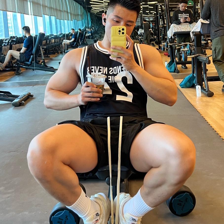 顾应雄