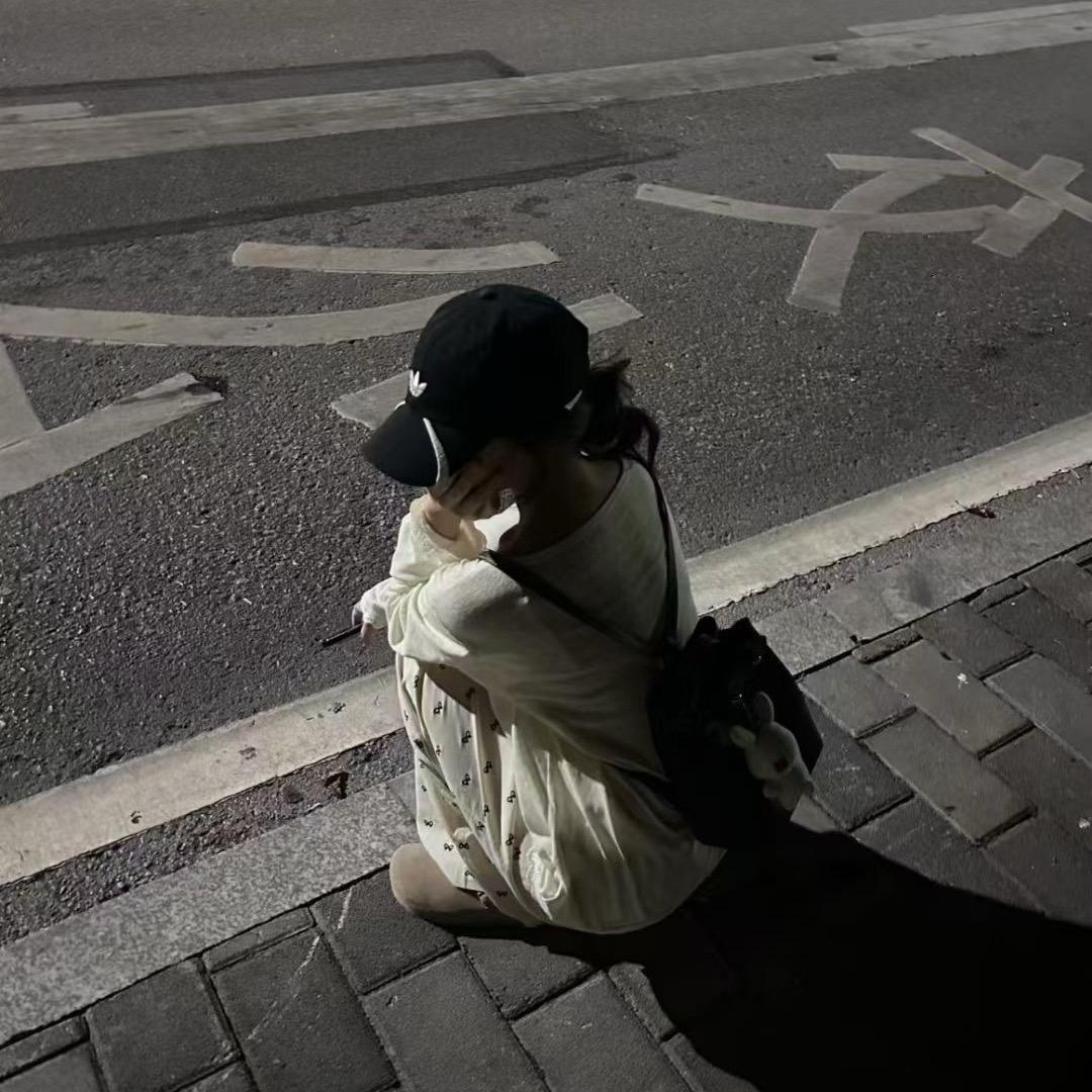 @落瑾