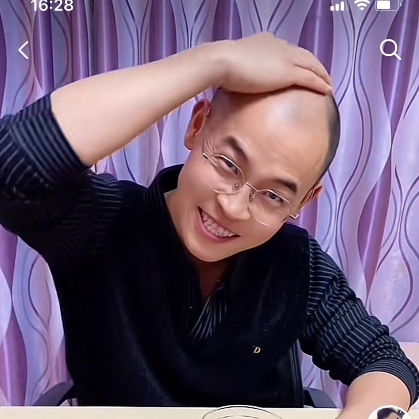 胆王