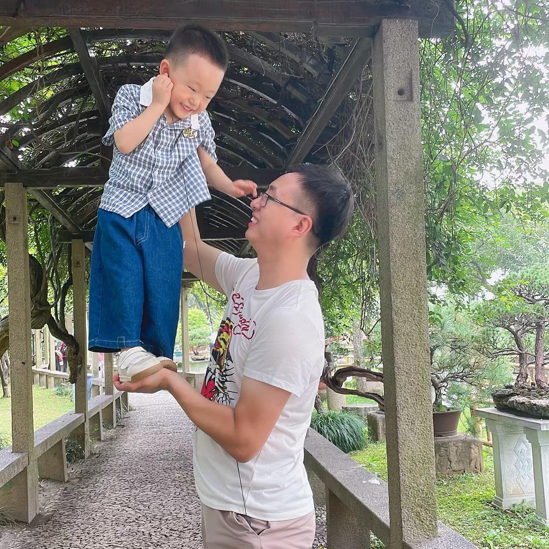 壮壮爸的带娃日常