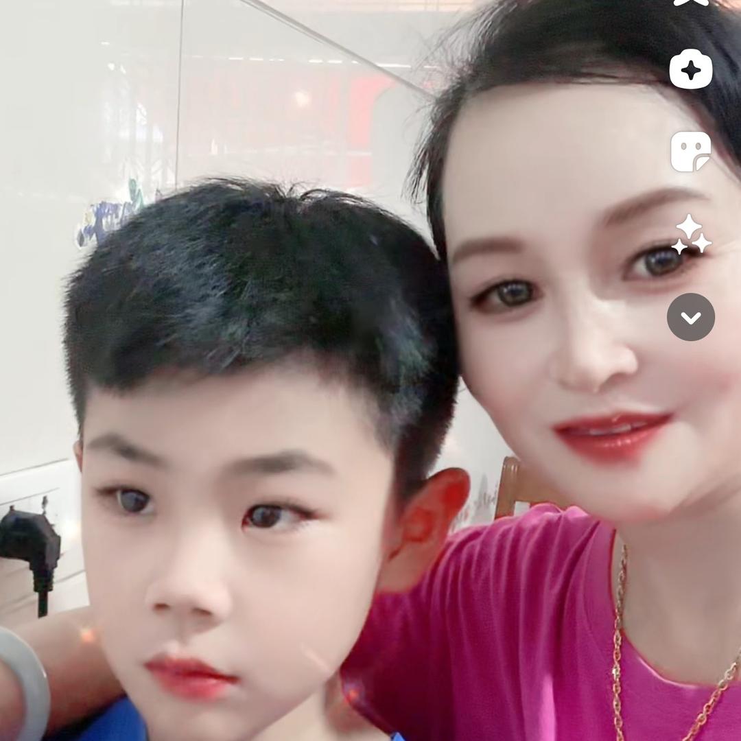 满娟（诸葛烤鱼招学徒）