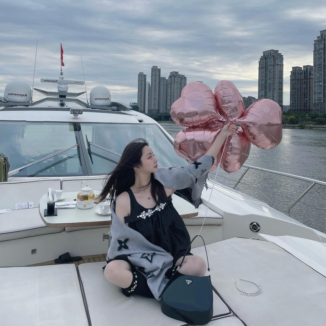 章若婷