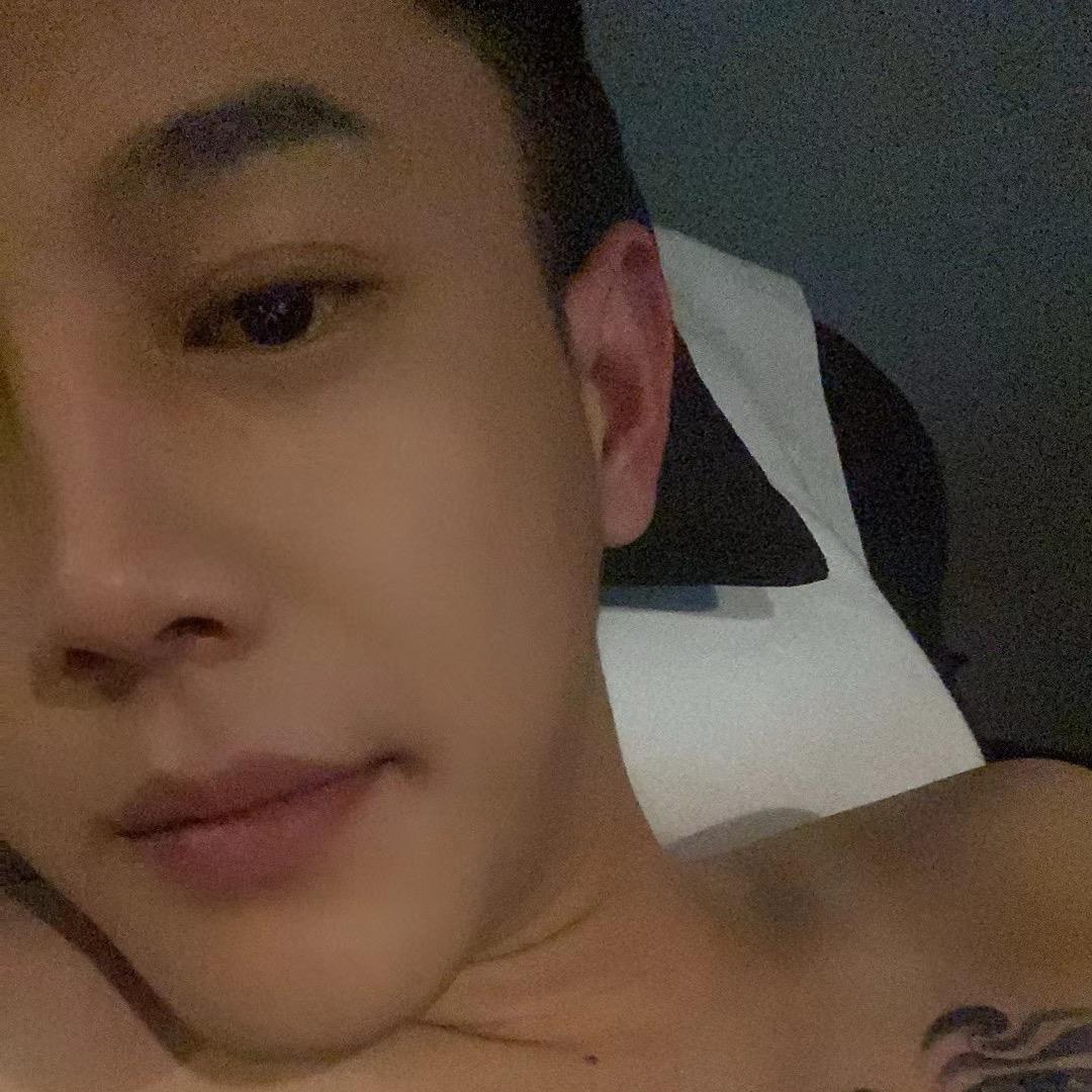 网名还再想