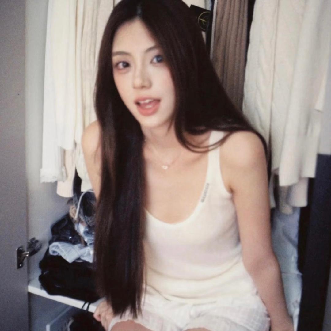 Yan Yan。