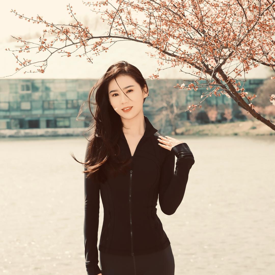 雪儿🌞(每天下午两点直播)