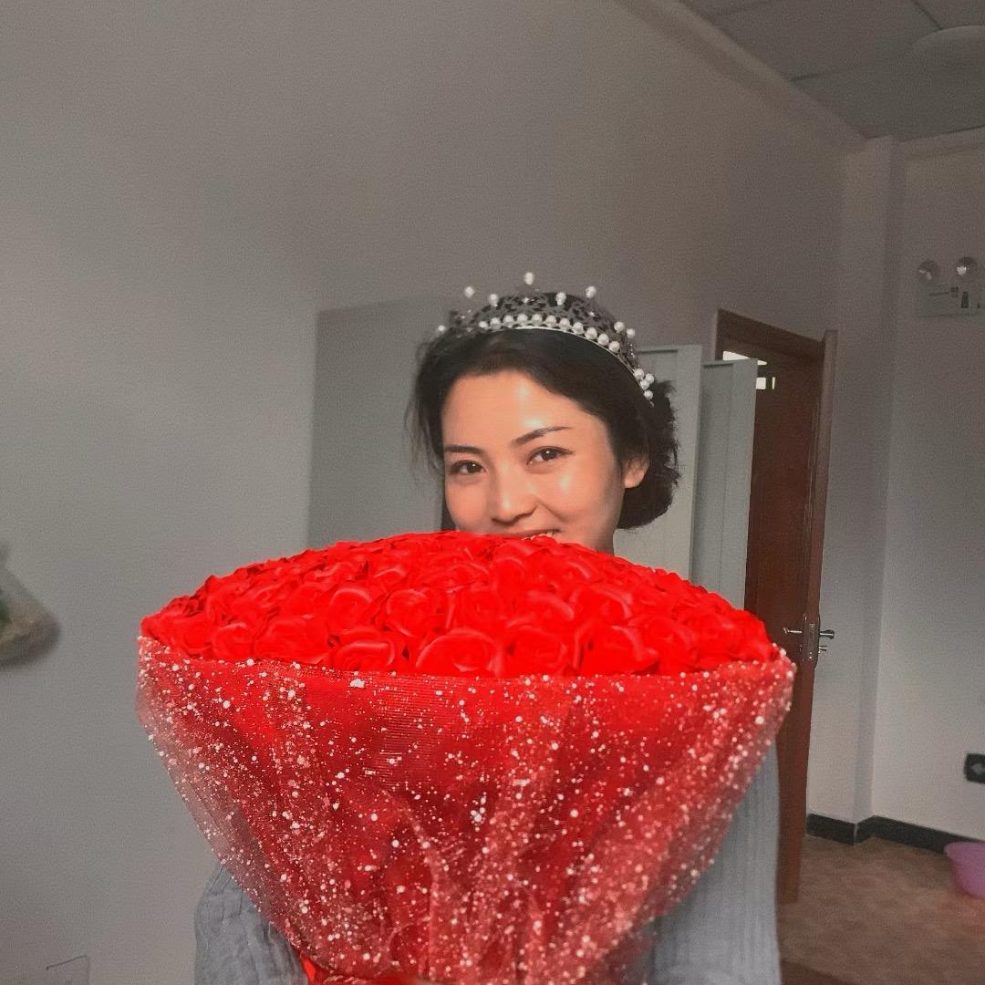 次白吉的朋友圈…