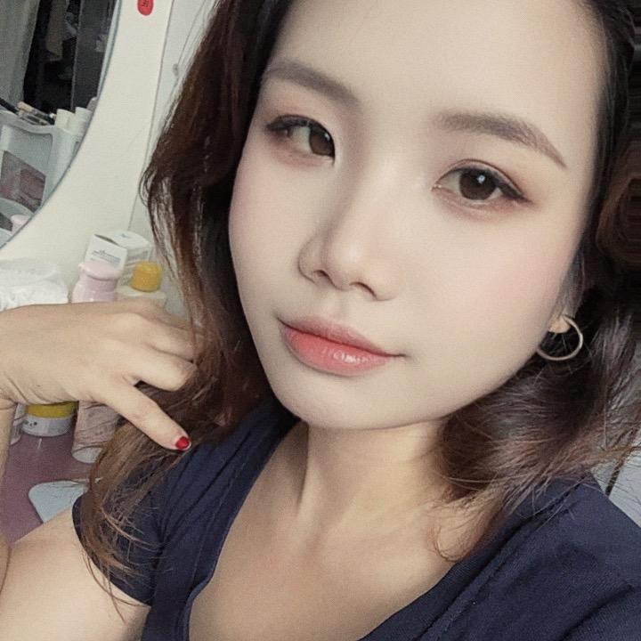 B.an