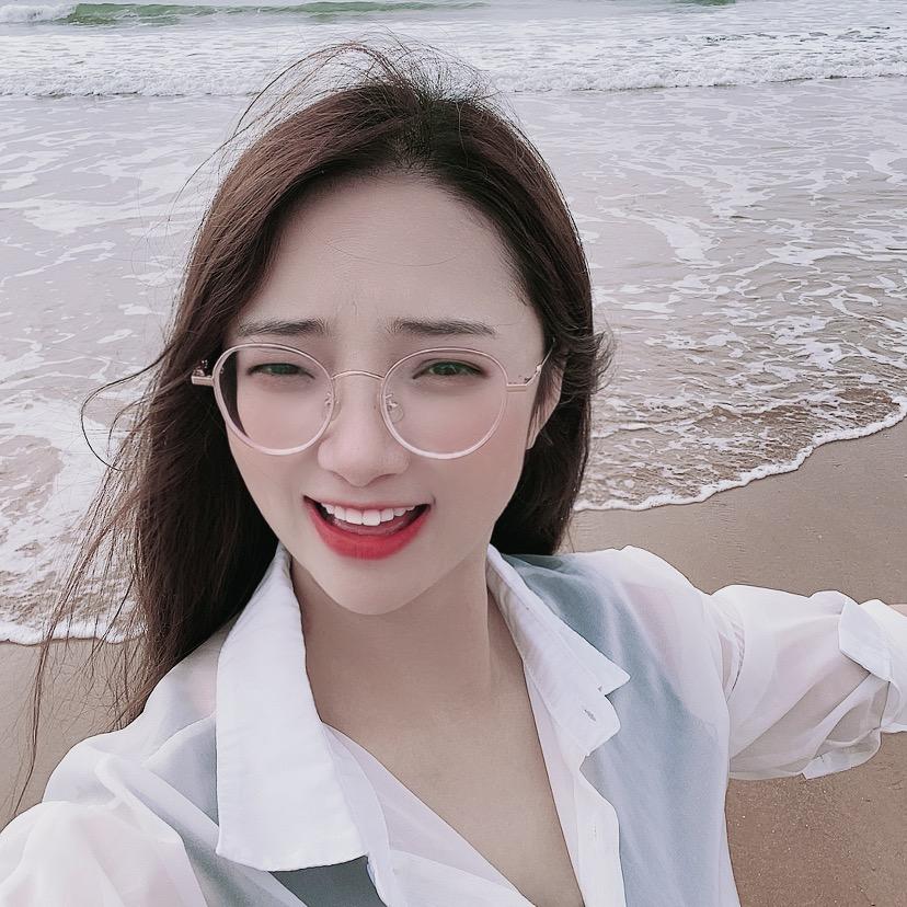 郑大花🌹（大理石背景墙）