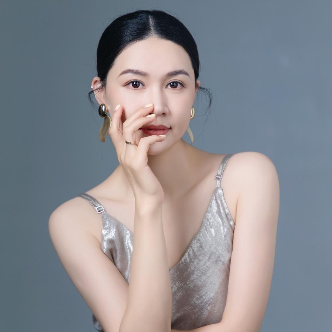 是：小溪