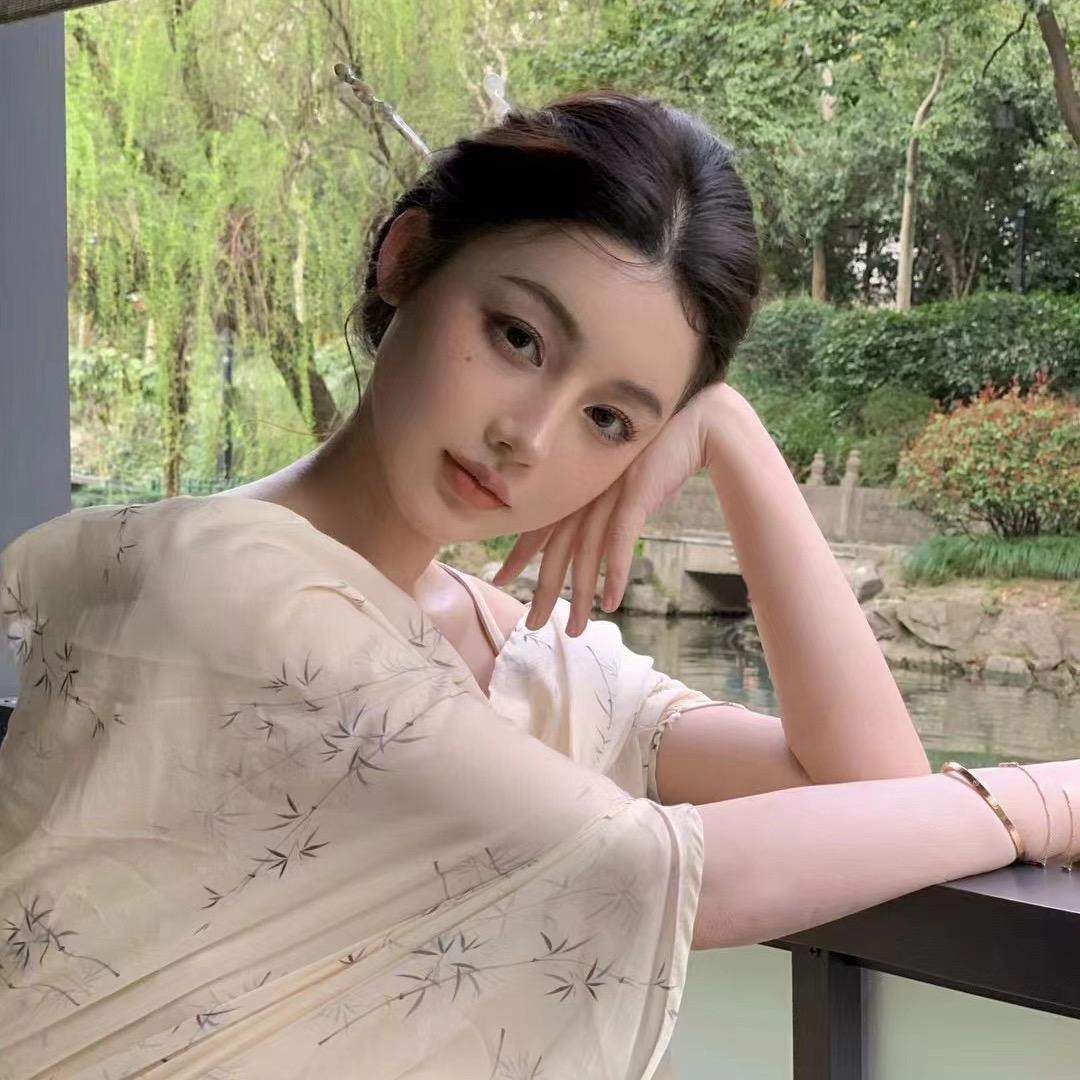 菲菲的保安