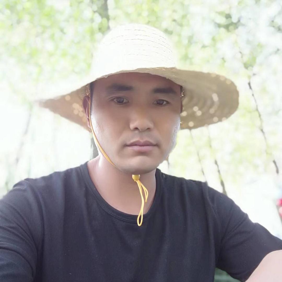 万岁山夸夸男孩