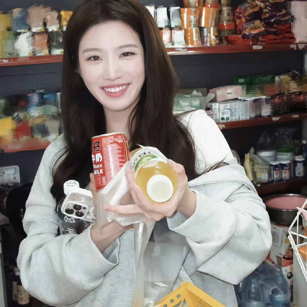 老板娘是大美女