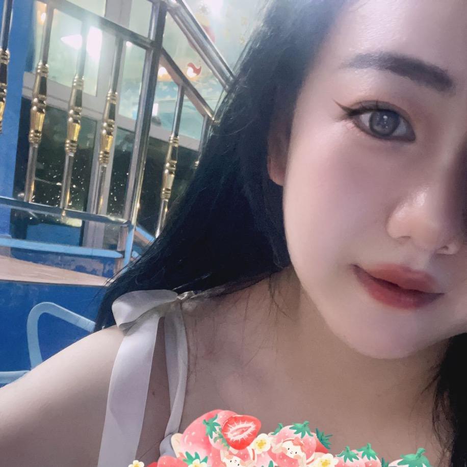 库尔勒芳草湖姐妹凉皮🍺二锅头妹妹