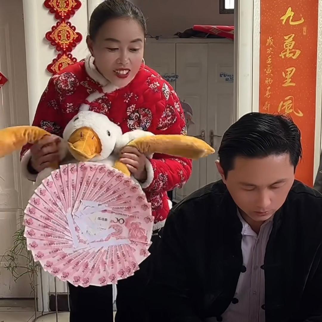 欢宝爱搞笑