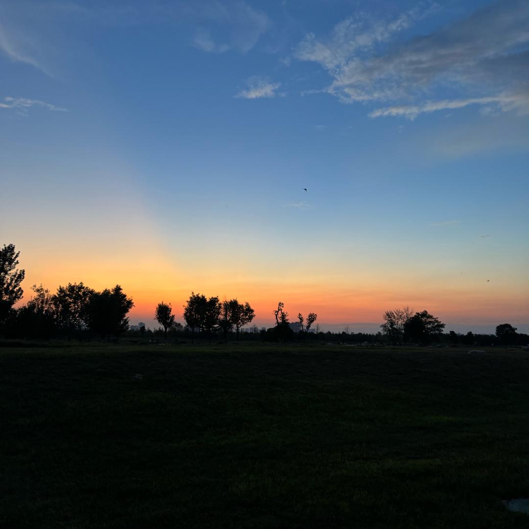 星辰女装工厂店