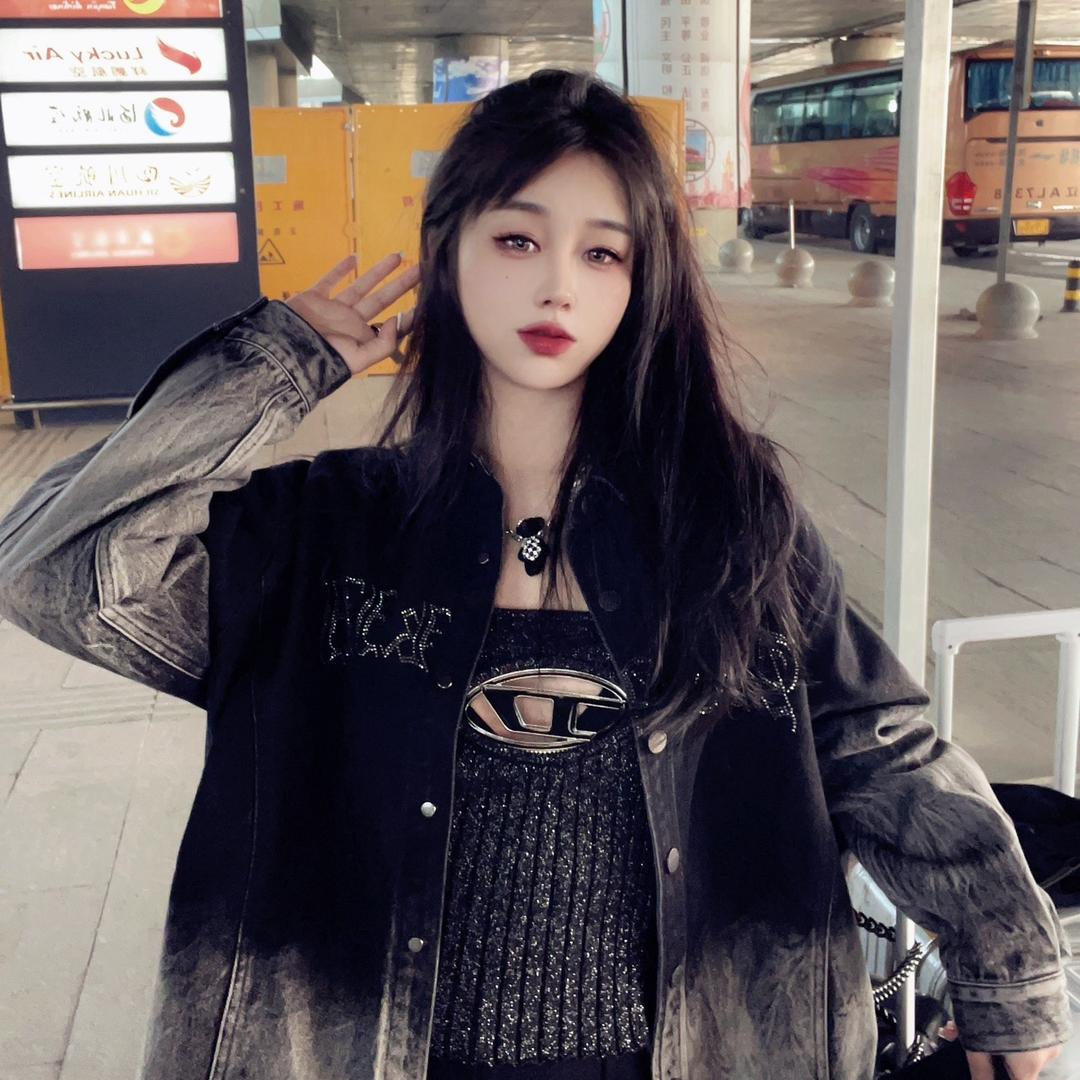 C卷卷服饰