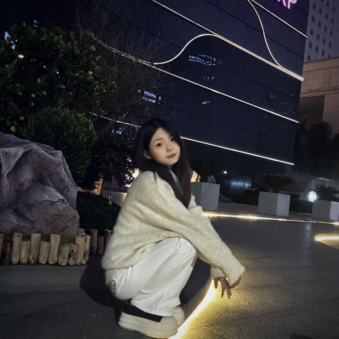 慕凡（中贸店）老板娘2号