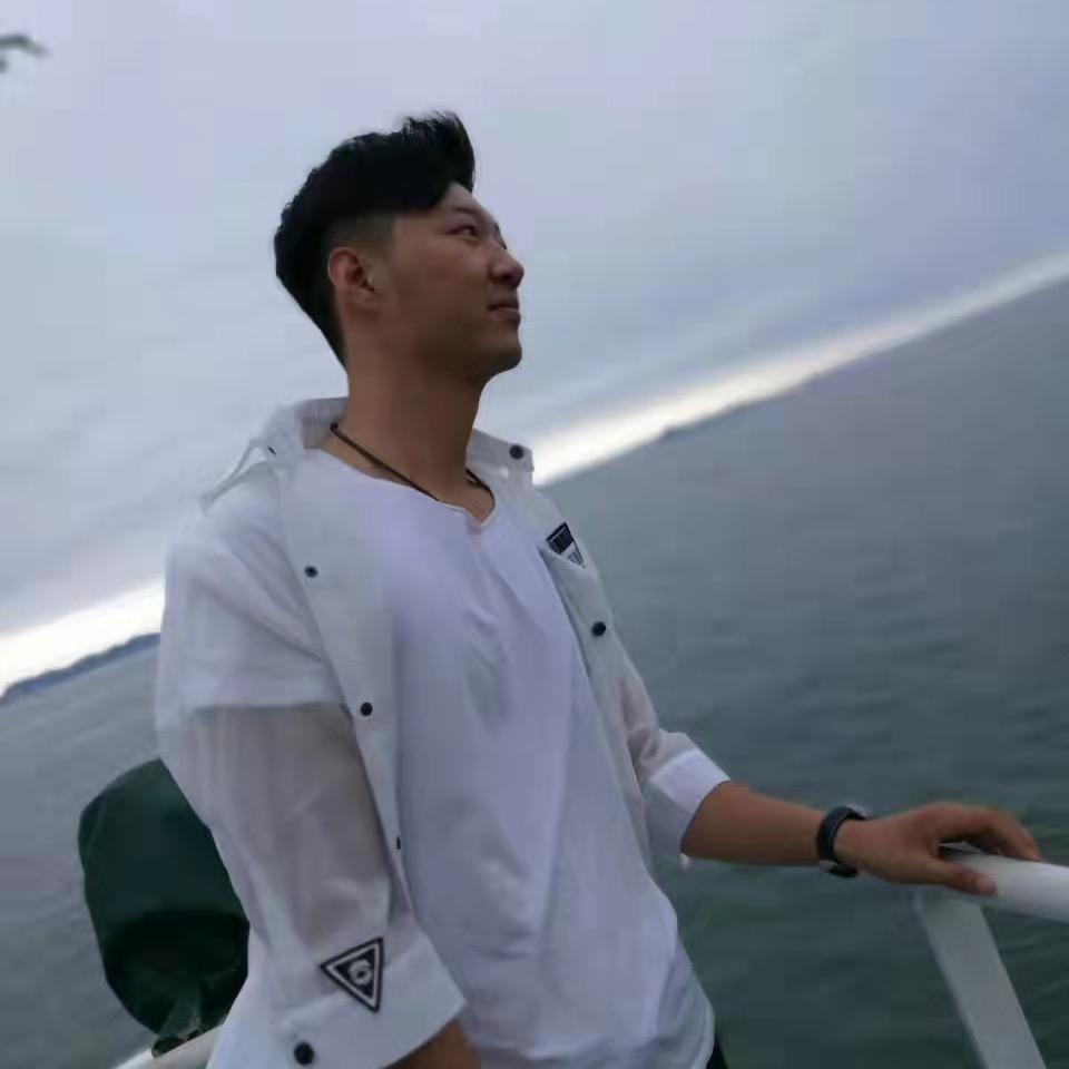李子爱钓鱼