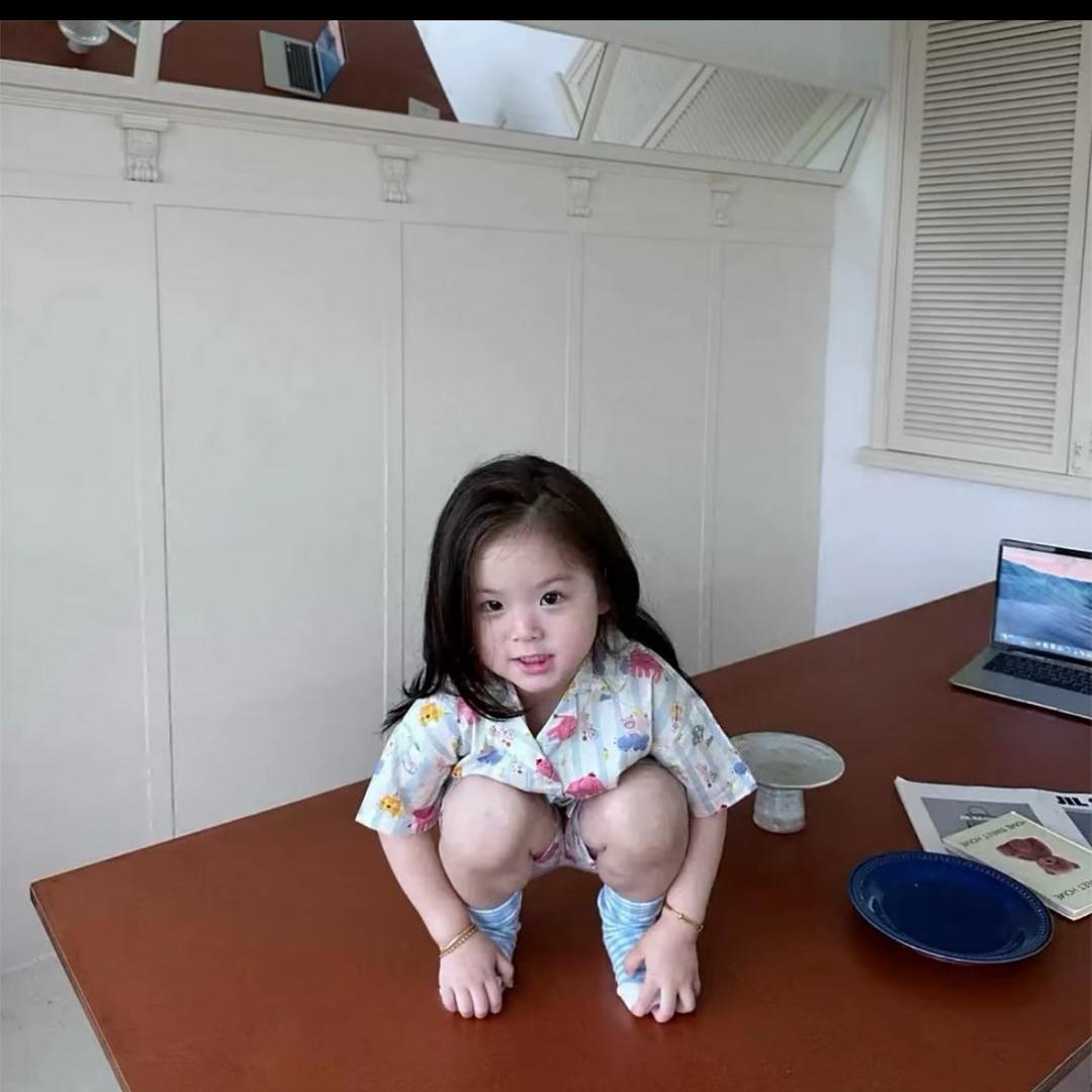 高中染黄毛当女神的小3