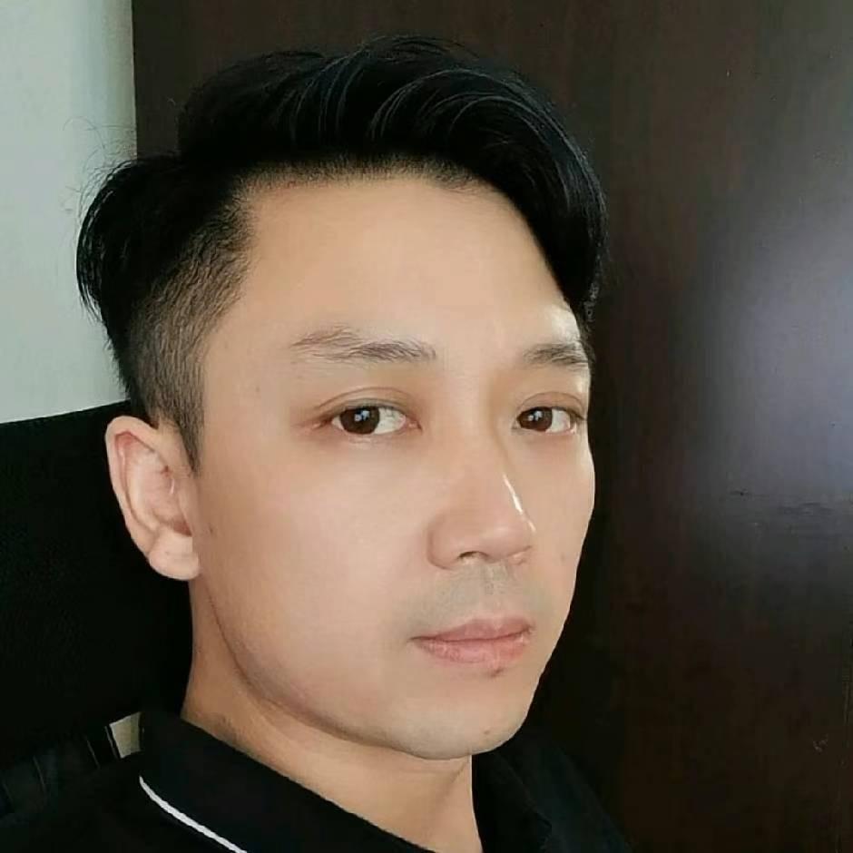 发型不能乱