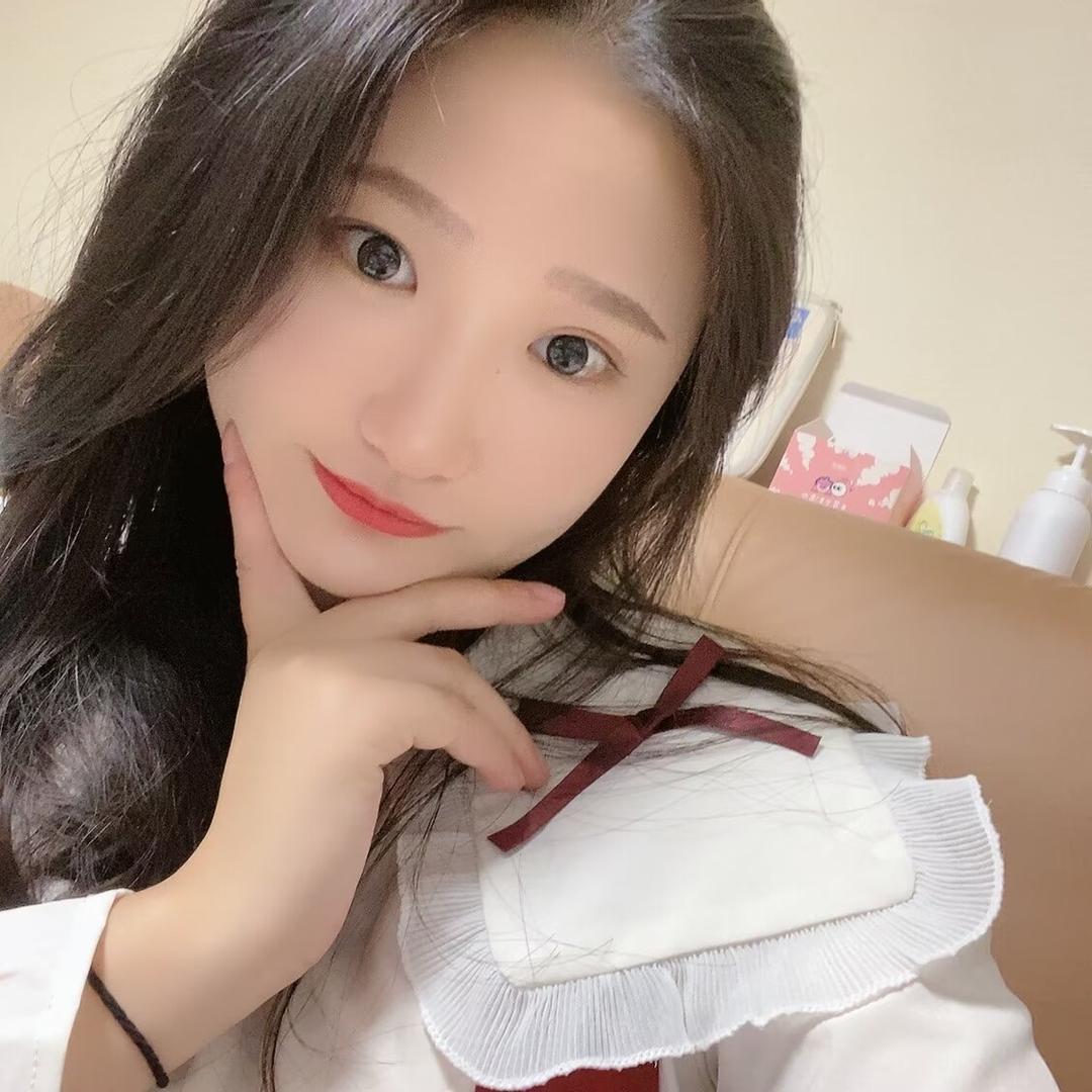 闪闪🧏🏻‍♀️