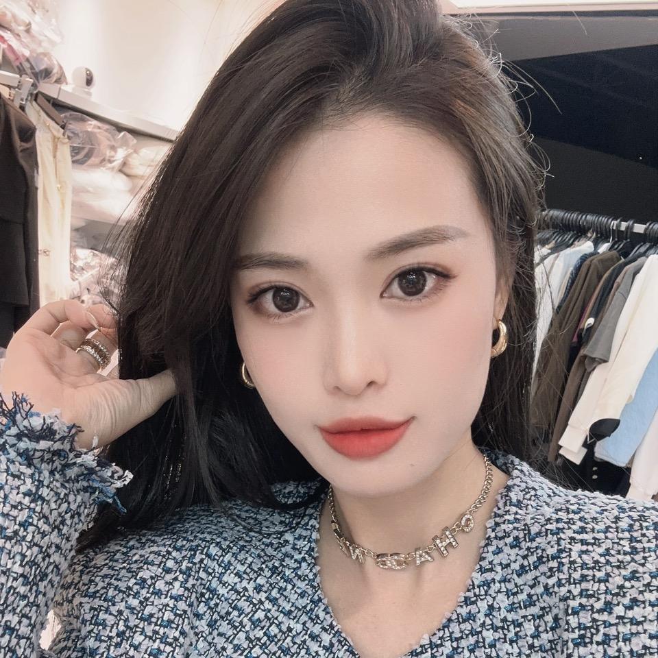 深圳KW服饰