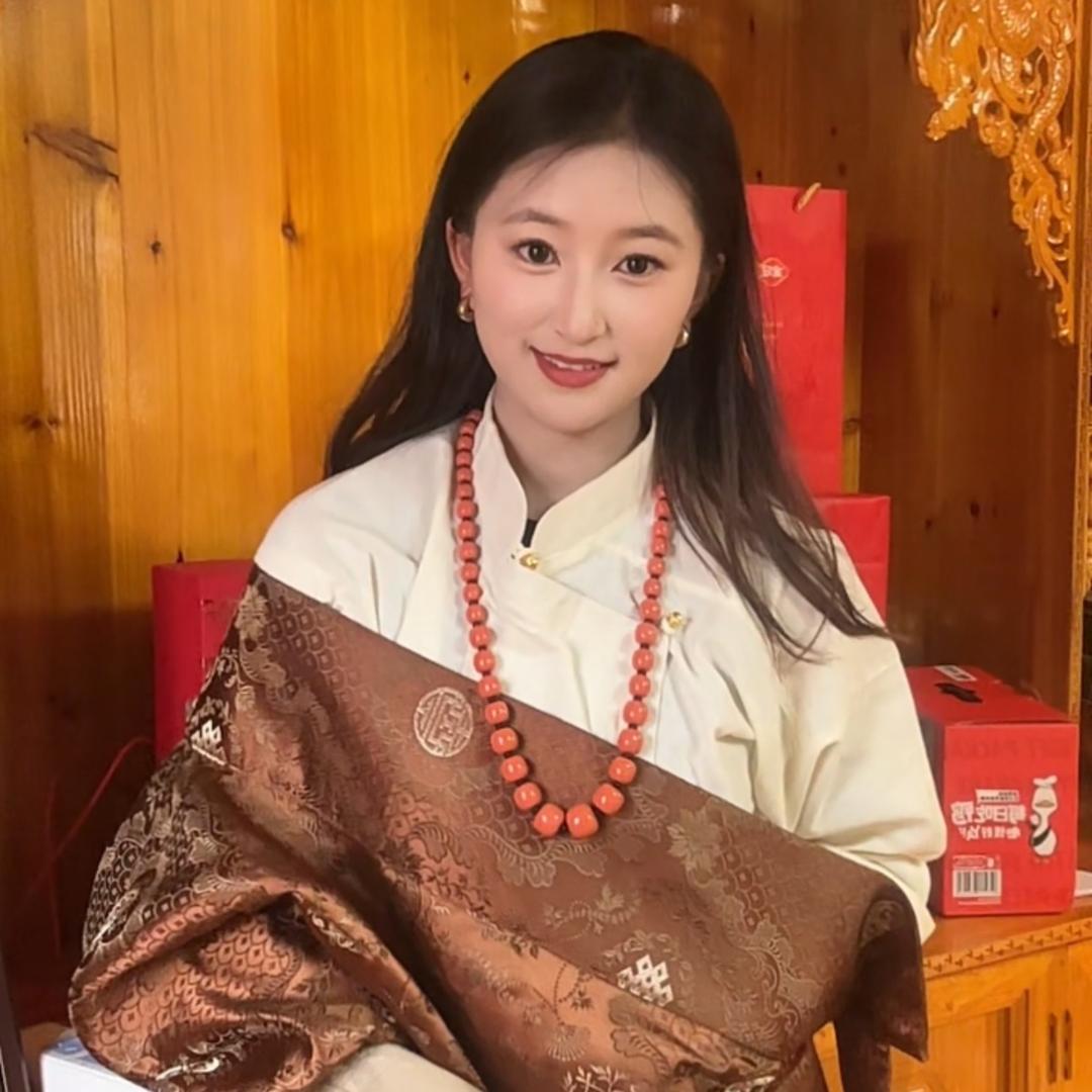 甲央卓玛