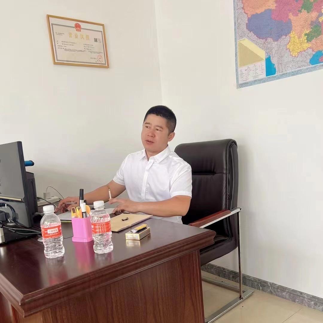 鸡西市诚合信车行康凯