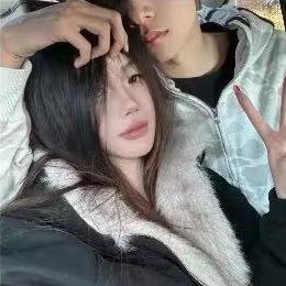 打歪萌妹齐刘海^